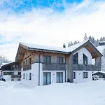 Luxury In With Sauna