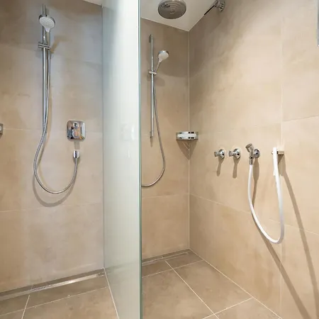 Luxury In Hinterglemm With Sauna 木屋