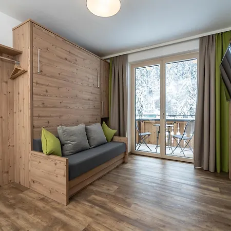 Luxury In Hinterglemm With Sauna 木屋 *