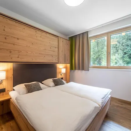 Luxury In Hinterglemm With Sauna 木屋 *